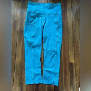 Lululemon leggings bright blue size 4